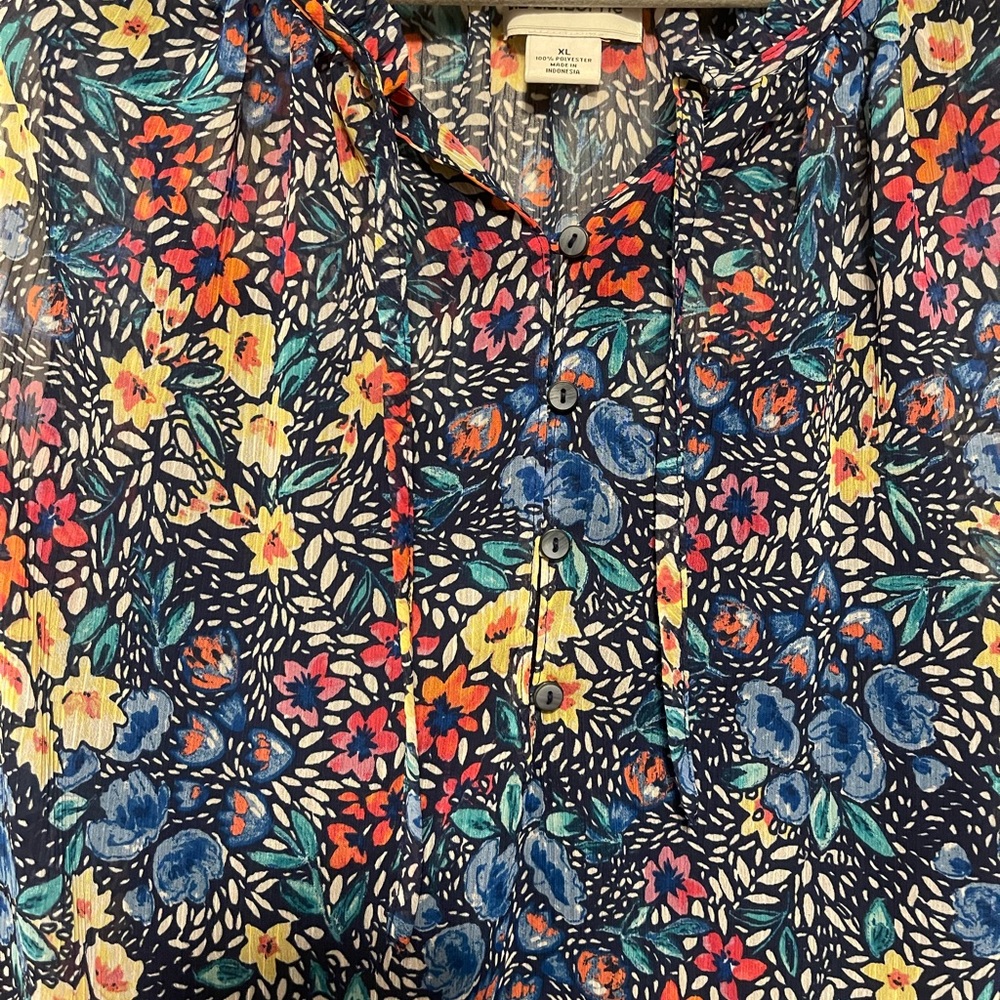 Liz Claiborne Floral Flowy Tank Top - Picture 3 of 6